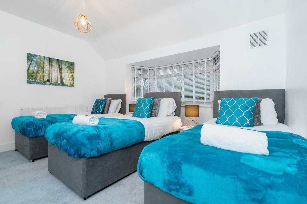 Large 4 Bedroom House - Top Rated - Off-Street Parking - Garden - Sleeps 9 - Contractors - Groups - Pool Table Northfield Eksteriør bilde