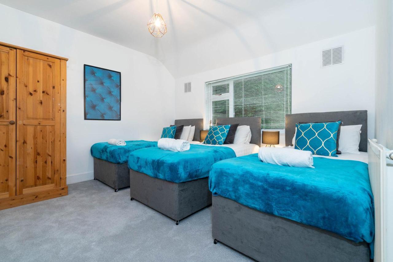 Large 4 Bedroom House - Top Rated - Off-Street Parking - Garden - Sleeps 9 - Contractors - Groups - Pool Table Northfield Eksteriør bilde